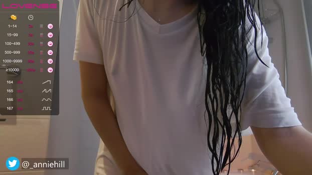 anniehillofficial_  19-07-2023