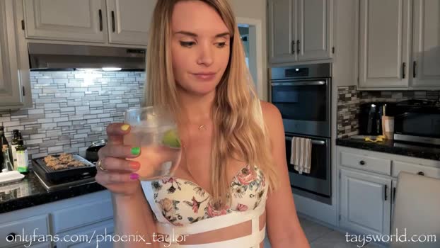 phoenix_taylor  22-07-2023