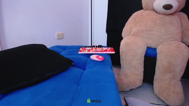difanny_bonny  13-08-2023