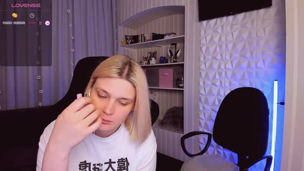 hottyblonds  18-08-2023