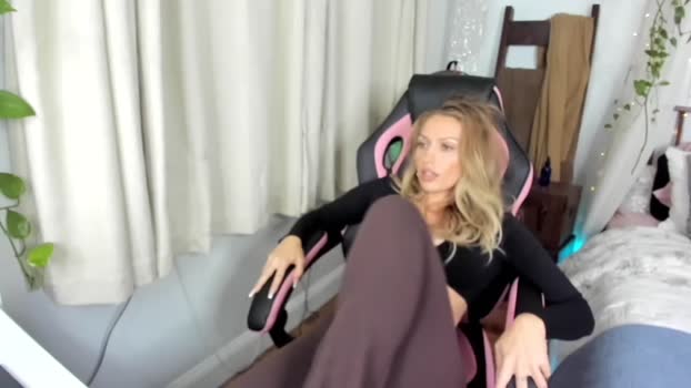 sexyashley_21  06-10-2023