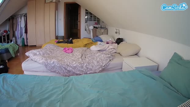 voyeurcam-julmodels-bed-3 CamSoda 12-10-2023