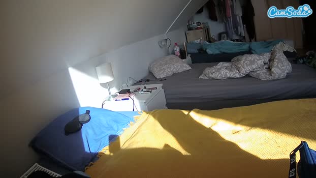 voyeurcam-julmodels-bed-4 CamSoda 18-10-2023