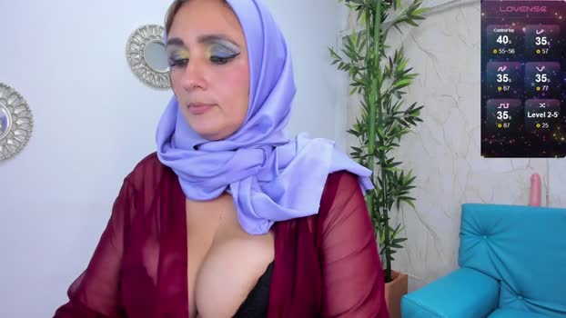 HijabiMilf  18-11-2023
