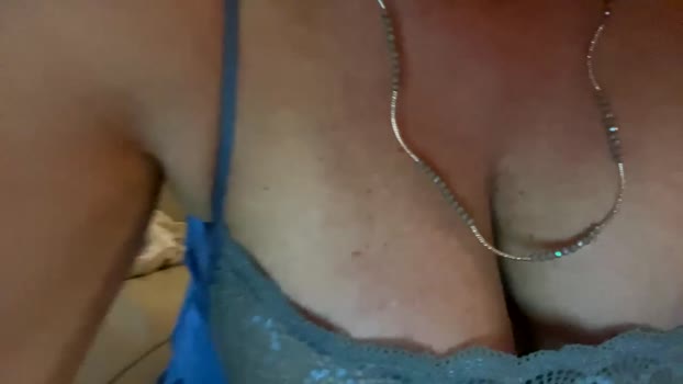 hotmom2222 11-01-2024