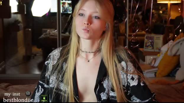 bestblondiiecb 13-02-2024