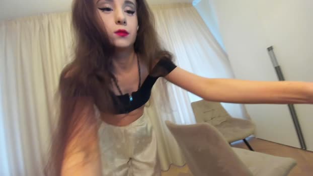 ehotlovea 25-02-2024