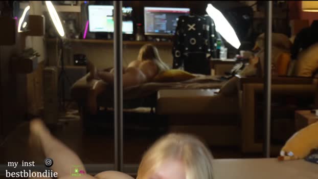 bestblondiiecb Chaturbate 12-03-2024 Females