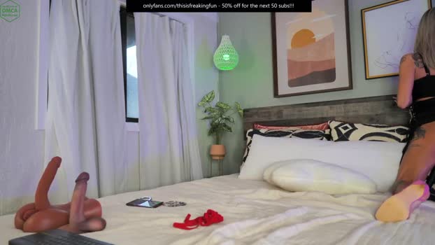 thisisfuckingfun Chaturbate 31-03-2024 Females