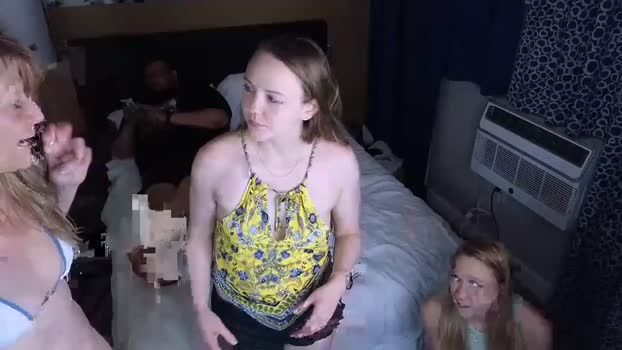 pr3ttyp1nkpussy Chaturbate 17-05-2024 Couples