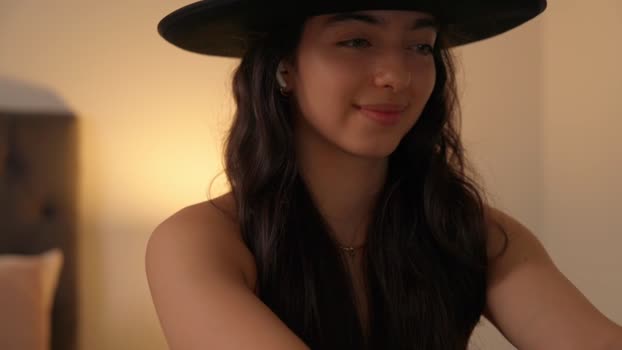 naughtysammx Chaturbate 08-08-2024 Females
