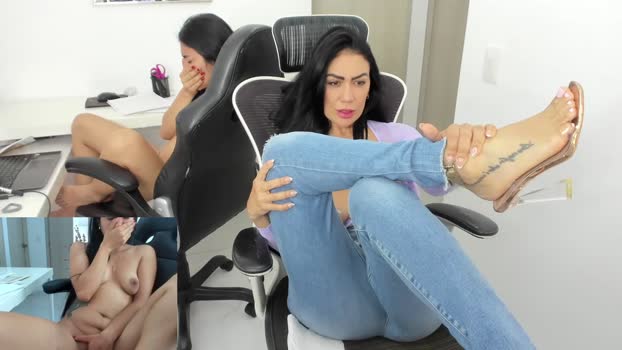 emillybrowm kiss Webcam SHOW @ Chaturbate 02-10-2024