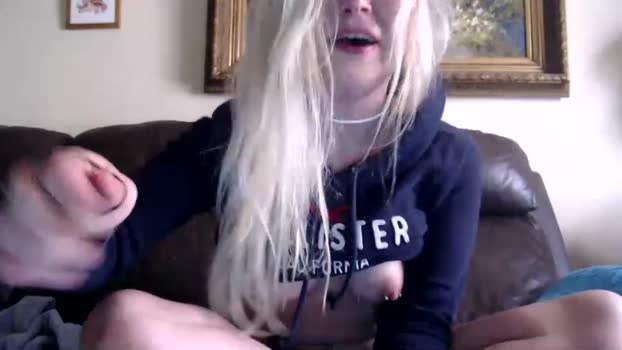 kipsy420 show Webcam SHOW @ Chaturbate 13-10-2024