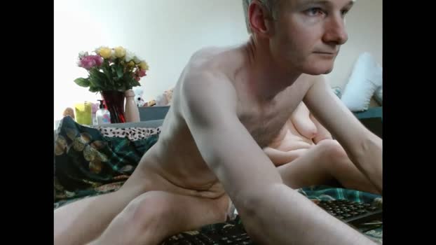 mrs_velvet_vixen_and_mr_stud wank Webcam SHOW @ Chaturbate 16-10-2024