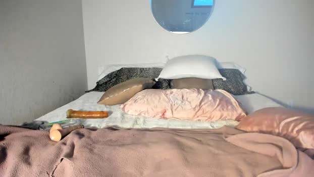 sexxylaurab bj-dildo Webcam SHOW @ Chaturbate 22-10-2024