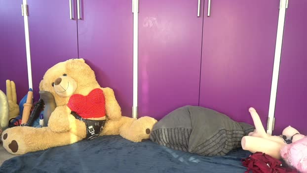 siswet19 horny Webcam SHOW @ Chaturbate 25-10-2024