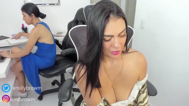 emillybrowm squirt Webcam SHOW @ Chaturbate 29-10-2024