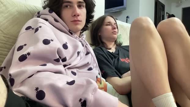 sweetieskitties fingering Webcam SHOW @ Chaturbate 30-10-2024