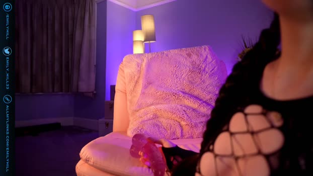 littlee33 legs Webcam SHOW @ Chaturbate 03-11-2024