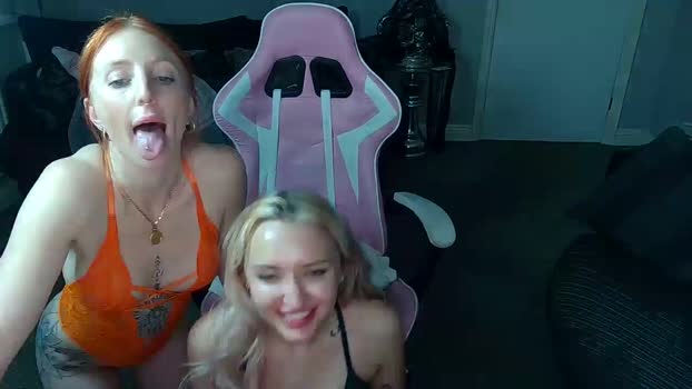 red_firesquirt natural Webcam SHOW @ Chaturbate 07-11-2024