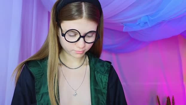 alisia_spinnet Video Webcam SHOW @ Chaturbate 10-11-2024