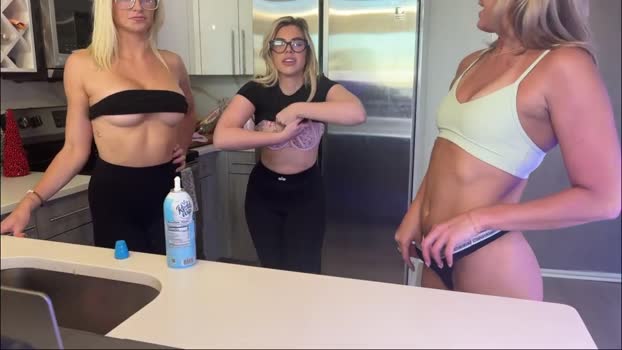 graciemae_baexx Show Webcam SHOW @ Chaturbate 09-11-2024