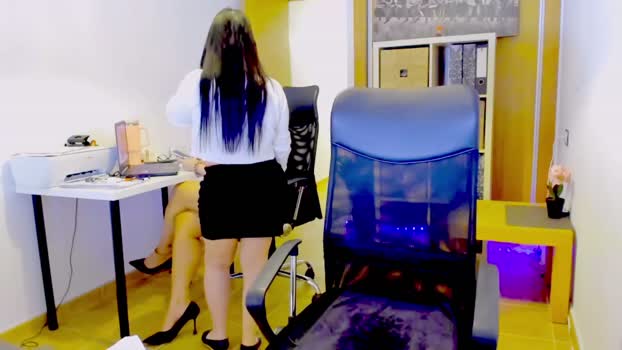 redskyxxx_ strip Webcam SHOW @ Chaturbate 12-11-2024