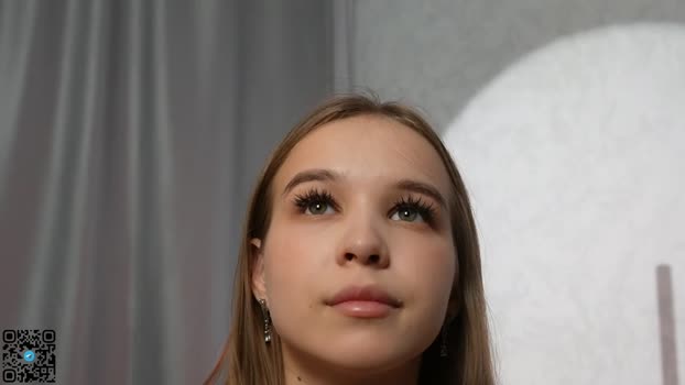 yeepshyy sexy Webcam SHOW @ Chaturbate 12-11-2024
