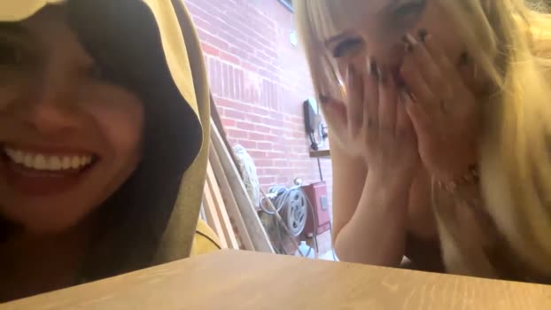 vanandjuani fuckass Webcam SHOW @ Chaturbate 13-11-2024