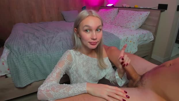 wladilia lick Webcam SHOW @ Chaturbate 13-11-2024