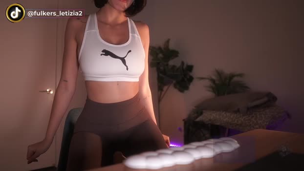 letiziafulkers1 Topless Webcam SHOW @ Chaturbate 28-11-2024