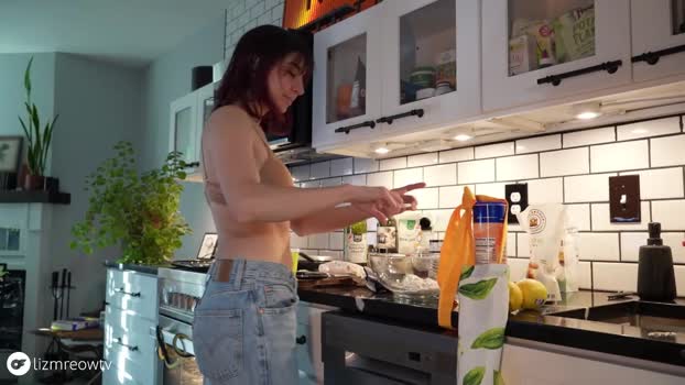 lizmreow big Webcam SHOW @ Chaturbate 28-11-2024