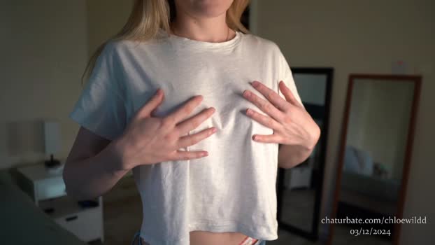 chloewildd spank Webcam SHOW @ Chaturbate 03-12-2024