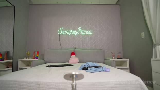 jeangreybianca sexyfeet Webcam SHOW @ Chaturbate 05-12-2024