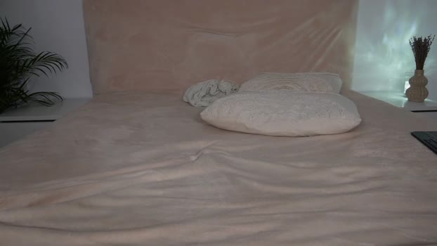 funny_to_see_you_here boobs Webcam SHOW @ Chaturbate 06-12-2024