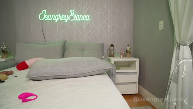 jeangreybianca sex Webcam SHOW @ Chaturbate 06-12-2024