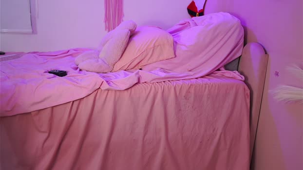 little_effy18_ sucktits Webcam SHOW @ Chaturbate 06-12-2024