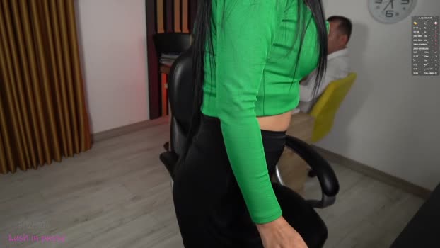 secretary_bj strip Webcam SHOW @ Chaturbate 08-12-2024