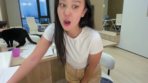 daily_love spanking Webcam SHOW @ Chaturbate 11-12-2024