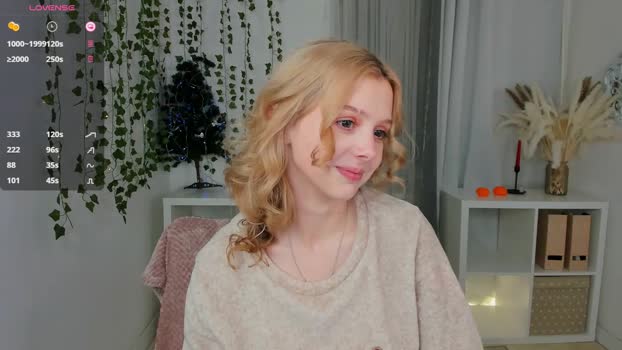 little_anitta cute Webcam SHOW @ Chaturbate 14-12-2024