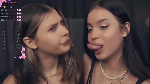 vivid_girls fuckface Webcam SHOW @ Chaturbate 15-12-2024