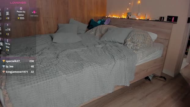 wladilia sucktits Webcam SHOW @ Chaturbate 14-12-2024