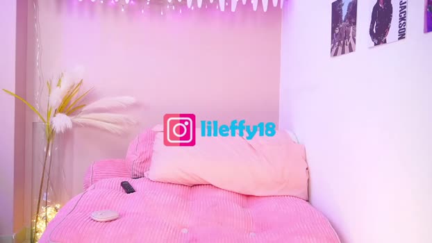 little_effy18_ sexykitty Webcam SHOW @ Chaturbate 15-12-2024