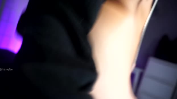 finleyfae legs Webcam SHOW @ Chaturbate 20-12-2024