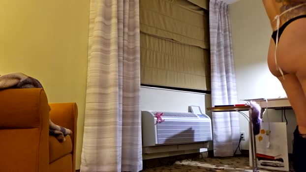 lucyloveslookers78240 blowjob Webcam SHOW @ Chaturbate 25-12-2024