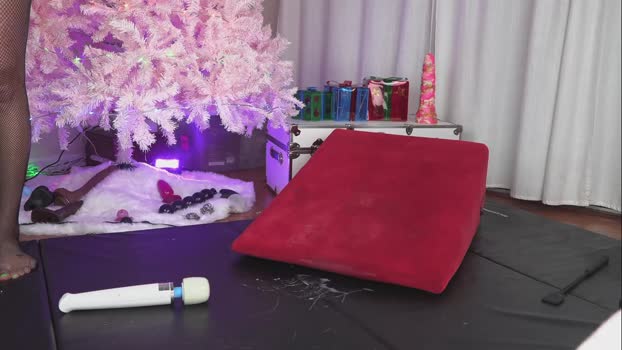 playtimewithv cute Webcam SHOW @ Chaturbate 26-12-2024