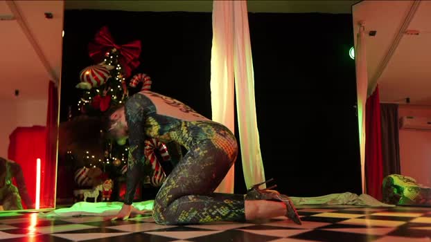 _meganmeow_ playtime Webcam SHOW @ Chaturbate 27-12-2024