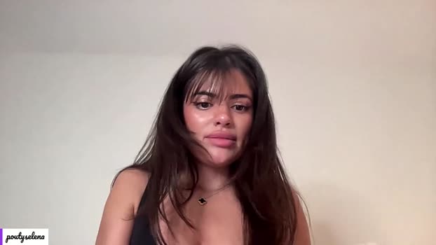 poutyselena fuckher Webcam SHOW @ Chaturbate 29-12-2024