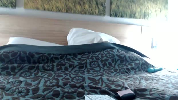 lucyloveslookers78240 fuckme Webcam SHOW @ Chaturbate 02-01-2025