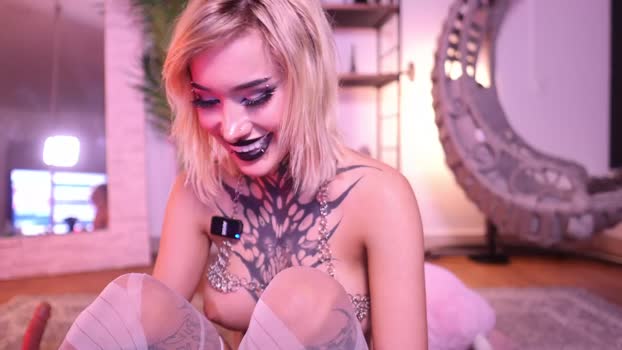 goth_dolll lick Webcam SHOW @ Chaturbate 04-01-2025